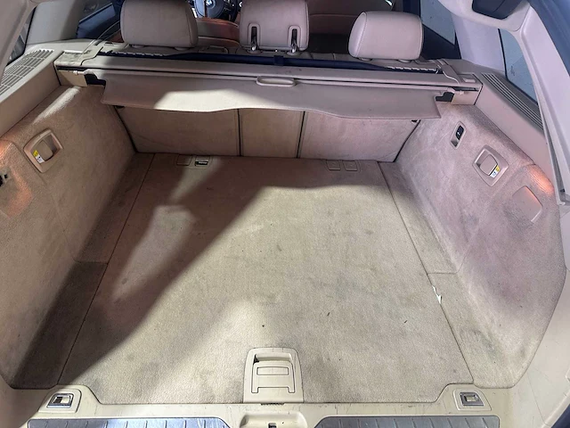 Bmw - 5-serie touring - 523i executive - 18-nsl-2 - afbeelding 9 van  20