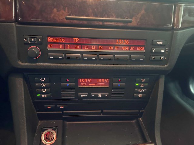 Bmw - 5-serie touring - 525i executive automaat - 70-jb-xv - afbeelding 5 van  19