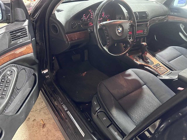 Bmw - 5-serie touring - 525i executive automaat - 70-jb-xv - afbeelding 18 van  19