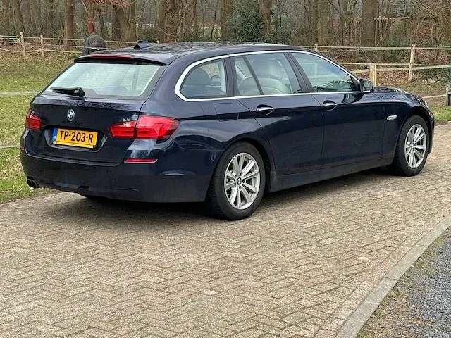 Bmw - 5-serie touring - 528xi high executive - xdrive - tp-203-r - 2011 - afbeelding 12 van  18