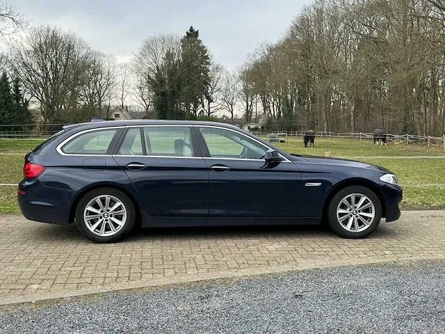 Bmw - 5-serie touring - 528xi high executive - xdrive - tp-203-r - 2011 - afbeelding 13 van  18