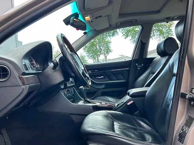 Bmw - 5-serie touring - 530d lifestyle exec. - nf-800-z - 2001 - afbeelding 17 van  18