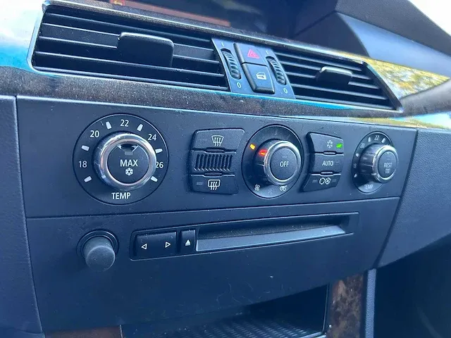 Bmw - 5-serie touring - 535d - 50-rkv-3 - 2005 - afbeelding 10 van  20