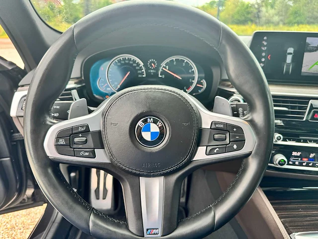 Bmw - 5-serie touring - 540d xd high exe - car - 2017 - afbeelding 9 van  40