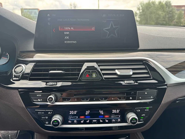 Bmw - 5-serie touring - 540d xd high exe - car - 2017 - afbeelding 13 van  40