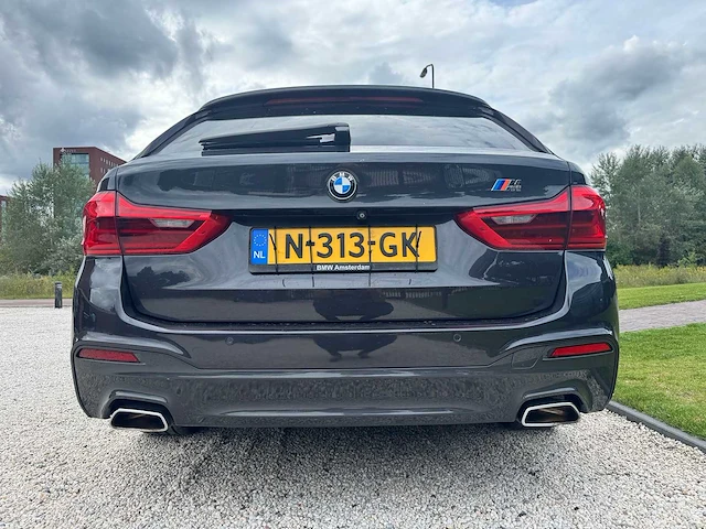 Bmw - 5-serie touring - 540d xd high exe - car - 2017 - afbeelding 37 van  40