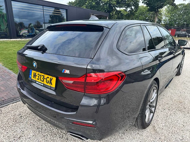 Bmw - 5-serie touring - 540d xd high exe - car - 2017 - afbeelding 38 van  40