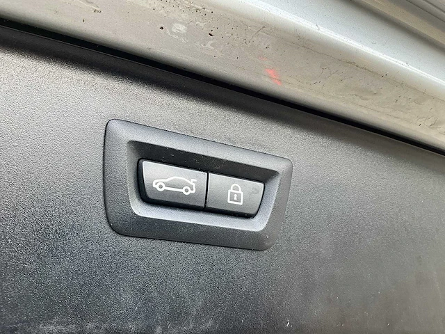 Bmw - 520d touring - personenauto - afbeelding 26 van  33
