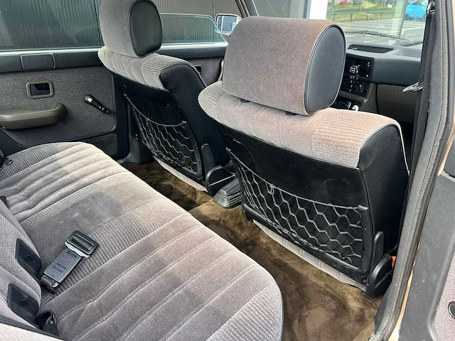 Bmw - 525 e - afbeelding 4 van  31