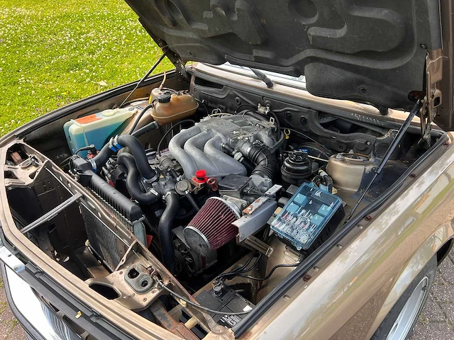 Bmw - 525 e - afbeelding 15 van  31
