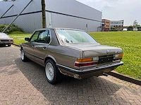 Bmw - 525 e - afbeelding 17 van  31