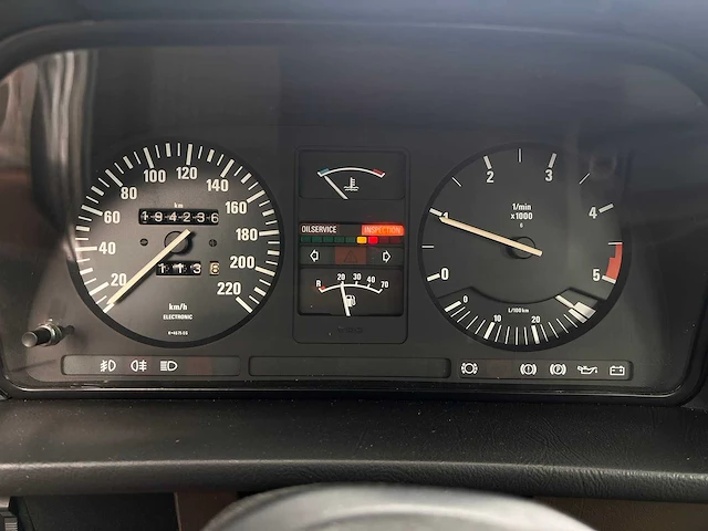 Bmw - 525 e - afbeelding 26 van  31
