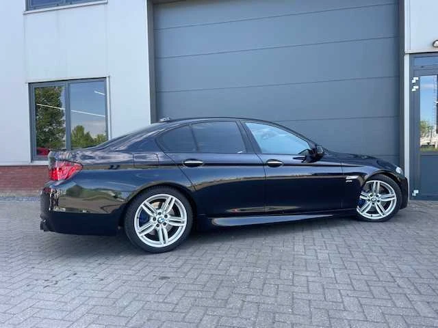 Bmw - 550xi high executive - personenauto - afbeelding 28 van  29