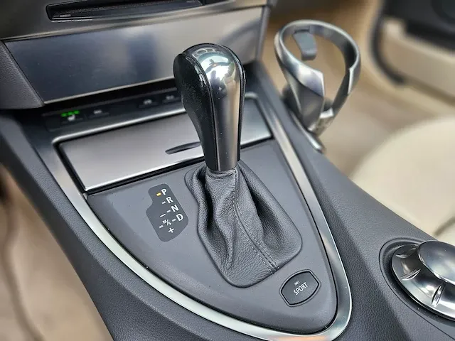 Bmw - 6-serie cabrio - 645ci - g-519-rh - afbeelding 18 van  36