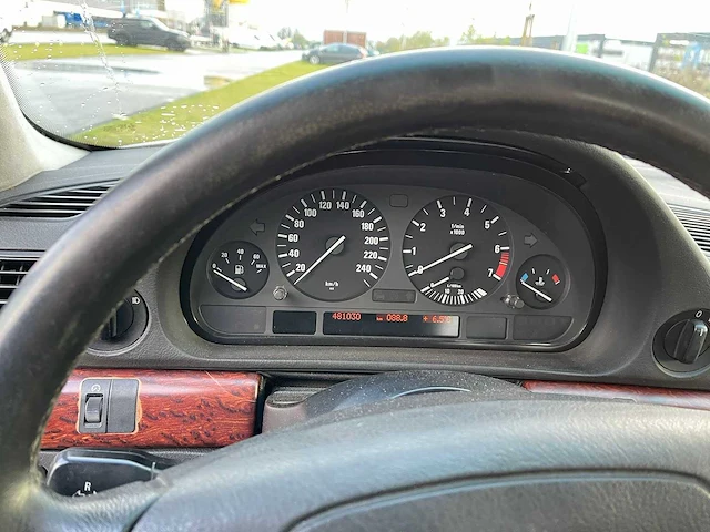 Bmw - 7-serie - 728i - car - 1996 - afbeelding 7 van  19