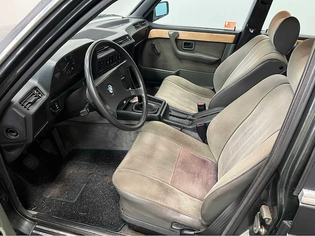 Bmw - 7-serie - 728i - oldtimer - 1984 - afbeelding 2 van  36