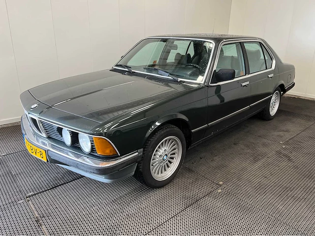 Bmw - 7-serie - 728i - oldtimer - 1984 - afbeelding 1 van  36