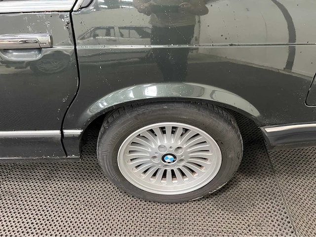 Bmw - 7-serie - 728i - oldtimer - 1984 - afbeelding 18 van  36