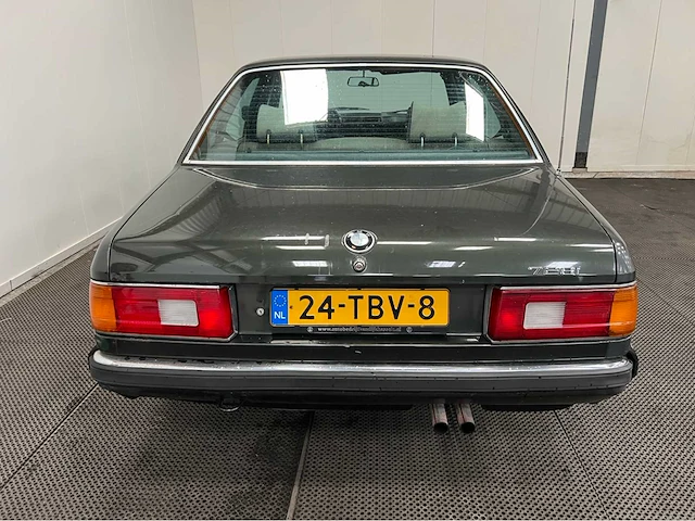 Bmw - 7-serie - 728i - oldtimer - 1984 - afbeelding 35 van  36