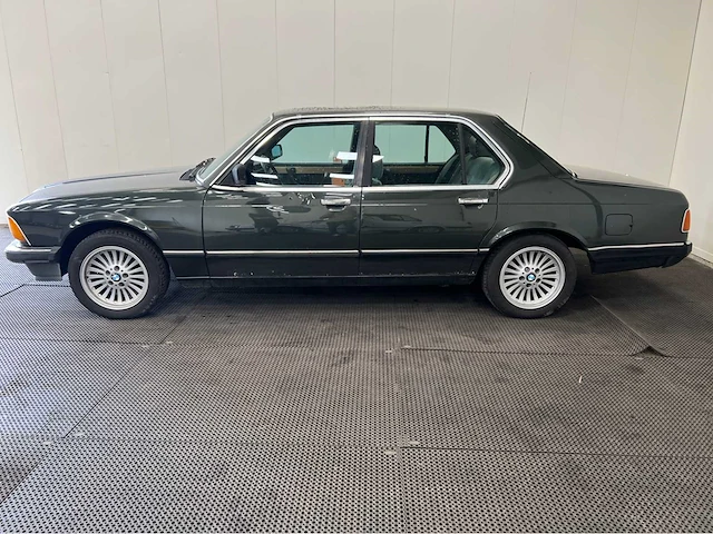 Bmw - 7-serie - 728i - oldtimer - 1984 - afbeelding 12 van  36