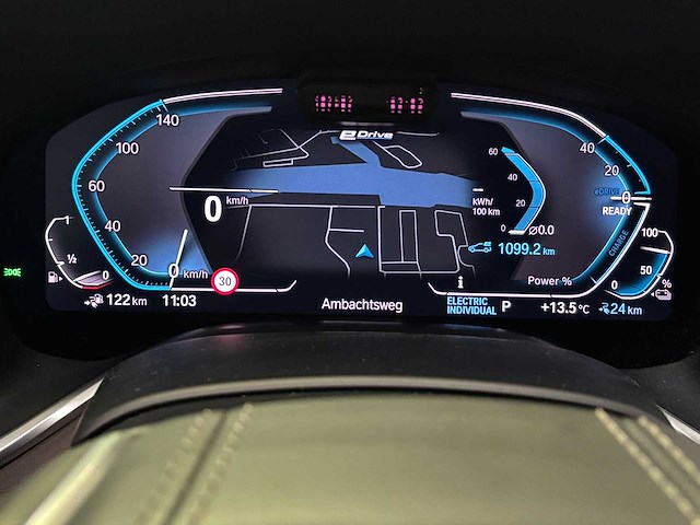 Bmw - 7-serie - 745e high executive - car - 2023 - afbeelding 7 van  57