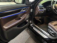 Bmw - 7-serie - 745e high executive - car - 2023 - afbeelding 54 van  57