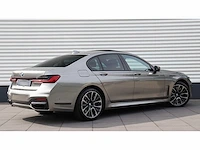 Bmw - 7-serie - 745e high executive - xx-113-p - 2019 - nap - afbeelding 33 van  36