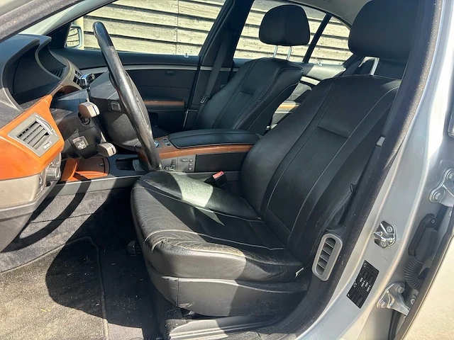 Bmw - 7-serie - 745i v8 - car - 2001 - afbeelding 3 van  34