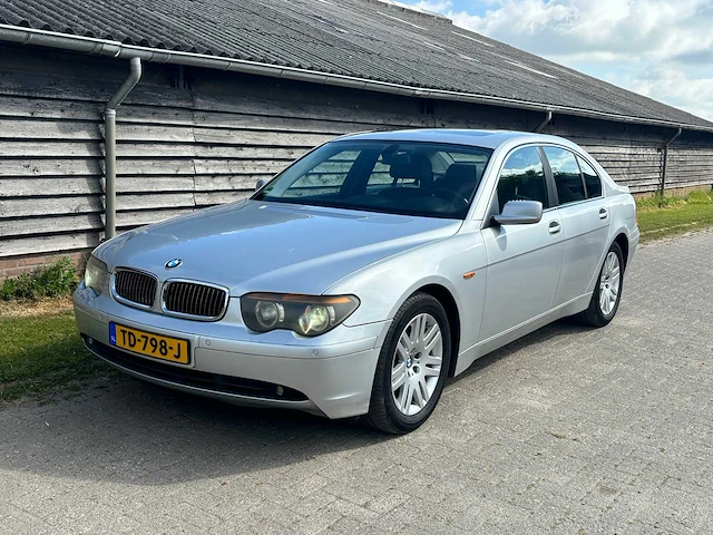 Bmw - 7-serie - 745i v8 - car - 2001 - afbeelding 1 van  34