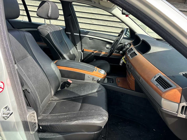 Bmw - 7-serie - 745i v8 - car - 2001 - afbeelding 22 van  34