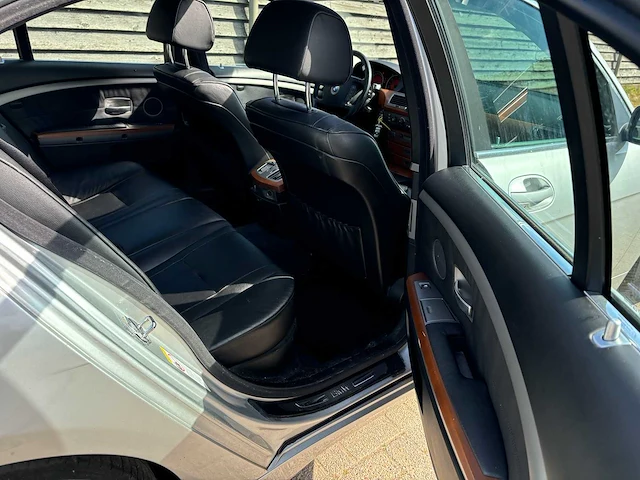 Bmw - 7-serie - 745i v8 - car - 2001 - afbeelding 24 van  34