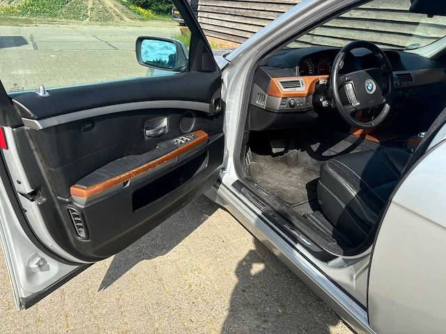 Bmw - 7-serie - 745i v8 - car - 2001 - afbeelding 34 van  34
