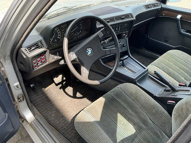 Bmw - 732i - afbeelding 6 van  24