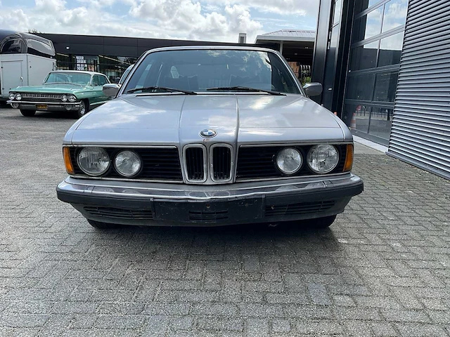 Bmw - 732i - afbeelding 12 van  24