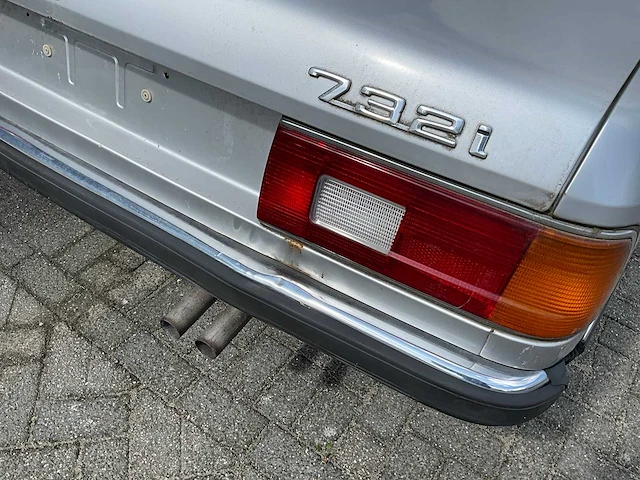 Bmw - 732i - afbeelding 20 van  24