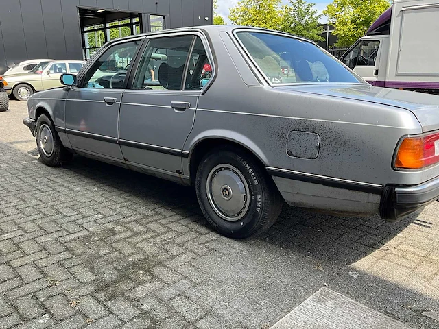 Bmw - 732i - afbeelding 21 van  24