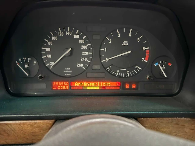 Bmw - 735i - oldtimer - 1986 - afbeelding 14 van  35