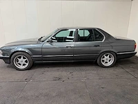Bmw - 735i - oldtimer - 1986 - afbeelding 30 van  35