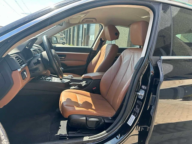Bmw - automaat - 2013 - 3-serie gran turismo - 320i executive - personenauto - afbeelding 5 van  17