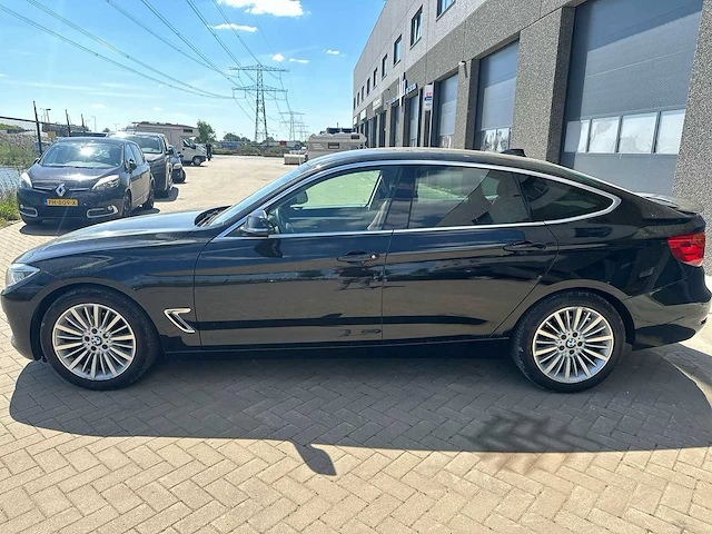 Bmw - automaat - 2013 - 3-serie gran turismo - 320i executive - personenauto - afbeelding 10 van  17