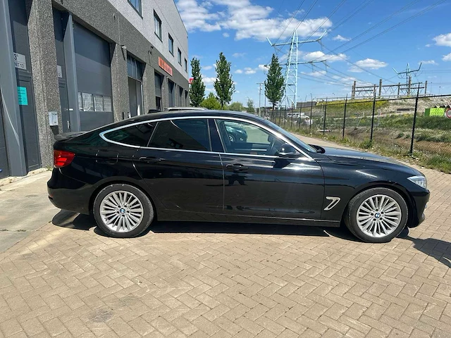 Bmw - automaat - 2013 - 3-serie gran turismo - 320i executive - personenauto - afbeelding 14 van  17