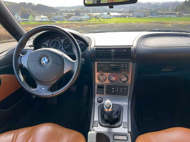 Bmw - coupe - z3 coupe - oldtimer - afbeelding 2 van  10