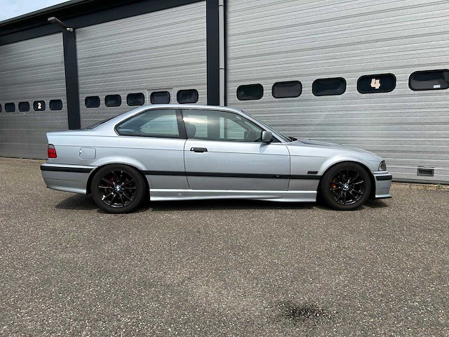 Bmw - e36 - 328i coupe - 1996 - nn-jr-07 - afbeelding 3 van  21