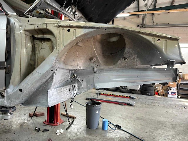 Bmw - e36 - 328i coupe - 1996 - nn-jr-07 - afbeelding 15 van  21