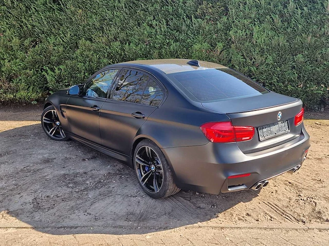 Bmw - m3 - frozen black - carbon dak - manual - 2016 - afbeelding 3 van  34