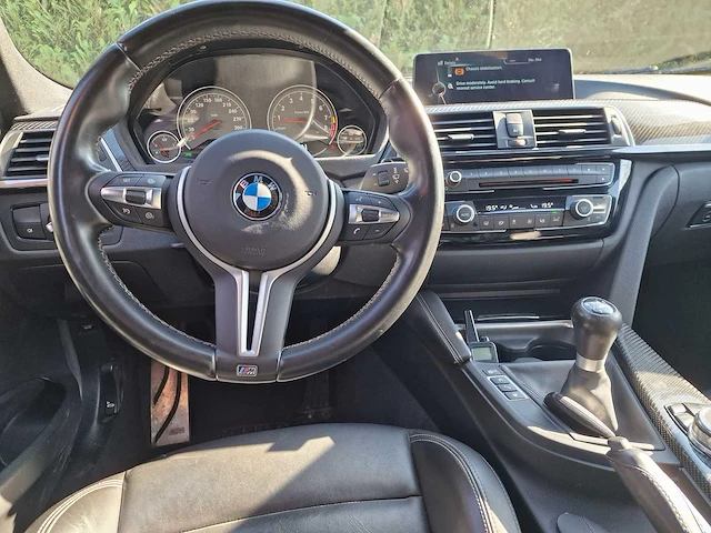 Bmw - m3 - frozen black - carbon dak - manual - 2016 - afbeelding 7 van  34