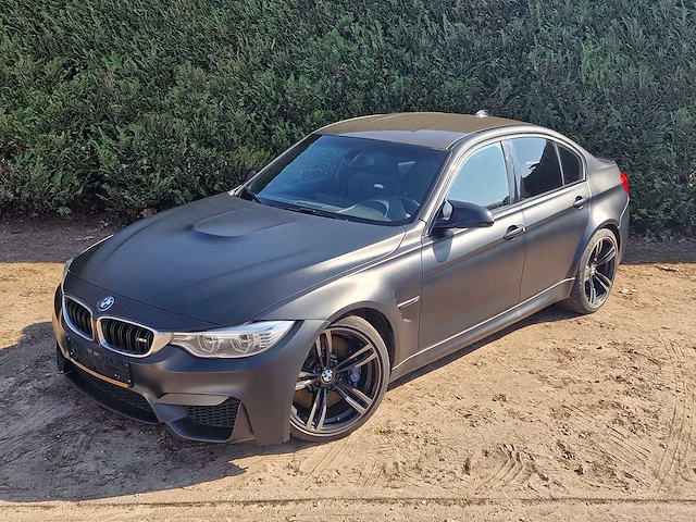 Bmw - m3 - frozen black - carbon dak - manual - 2016 - afbeelding 1 van  34