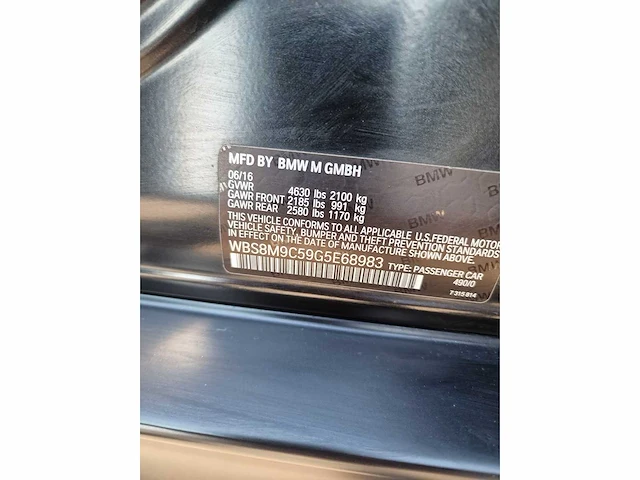 Bmw - m3 - frozen black - carbon dak - manual - 2016 - afbeelding 28 van  34