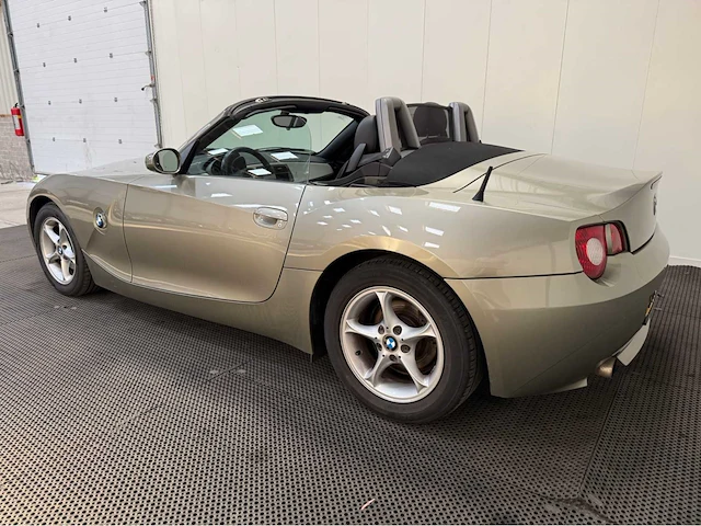 Bmw - roadster z4 - cabriolet - personenauto - 2005 - afbeelding 3 van  37
