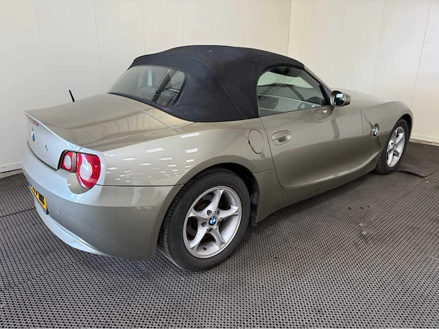 Bmw - roadster z4 - cabriolet - personenauto - 2005 - afbeelding 10 van  37
